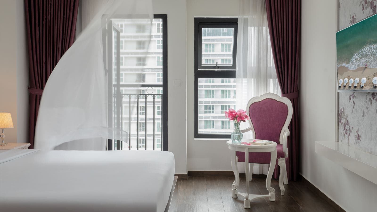 rooms-premier-dbltwn-with-balcony