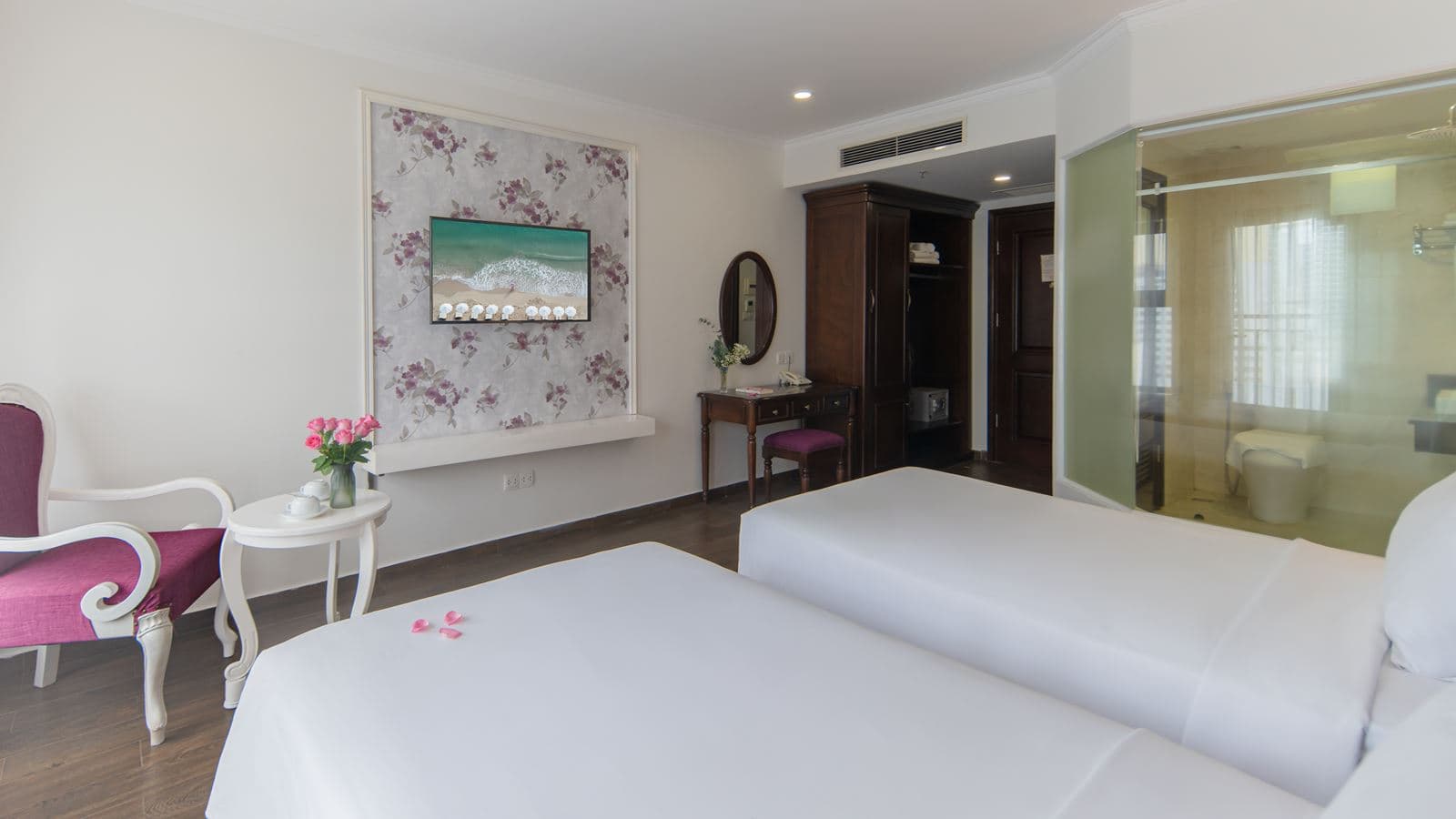 rooms-premier-dbltwn-with-balcony