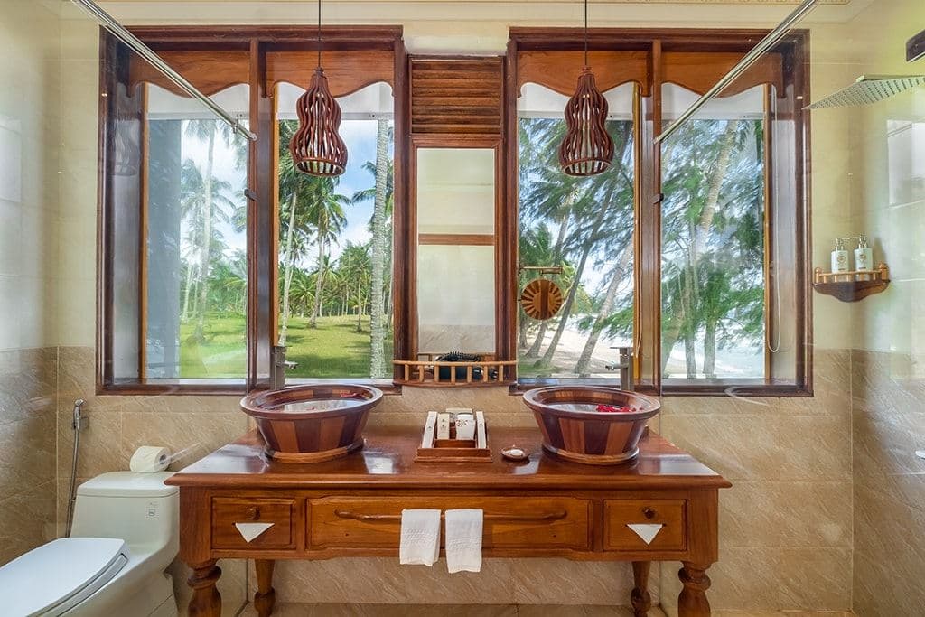 rooms-room-beachfront