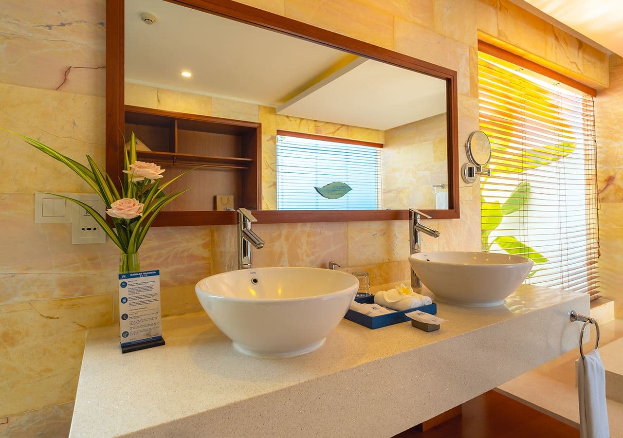 rooms-beachfront-pool-villa