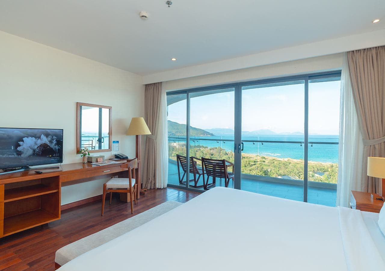 rooms-deluxe-ocean-view
