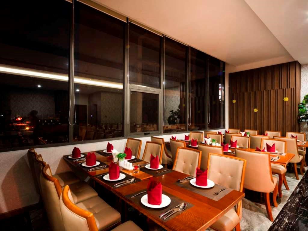 restaurants-restaurants