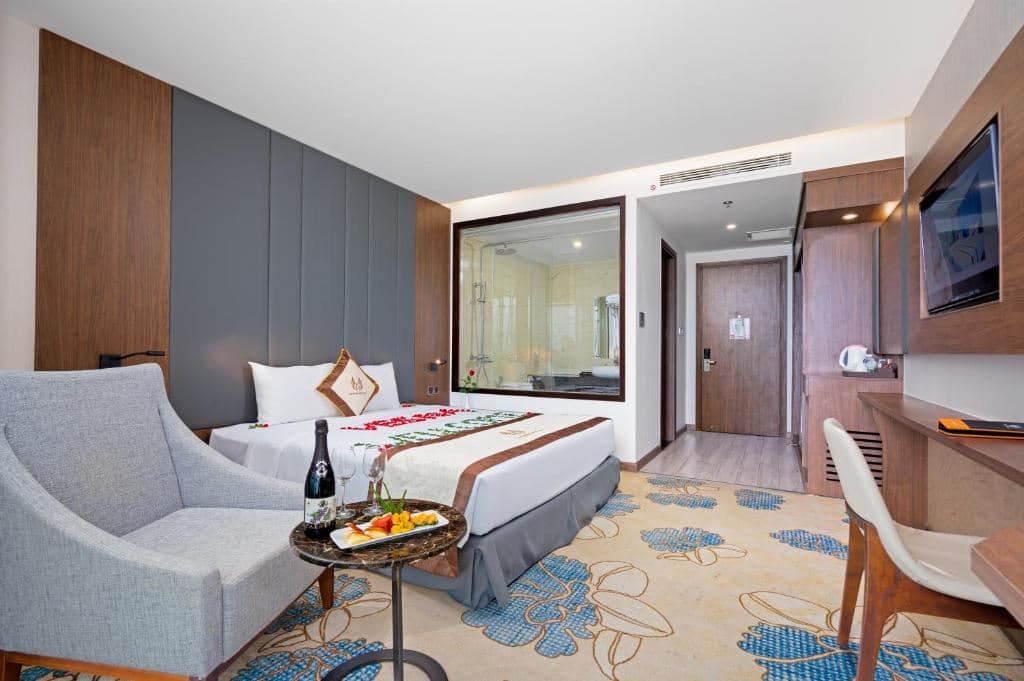 rooms-premier-ocean-view-with-balcony