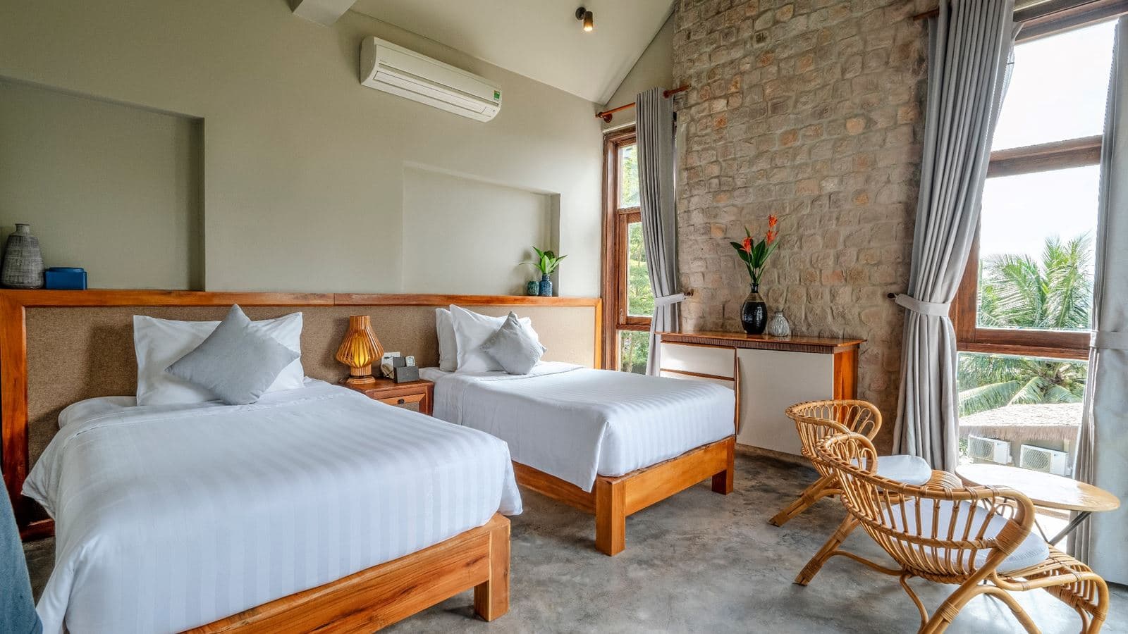 rooms-m-house