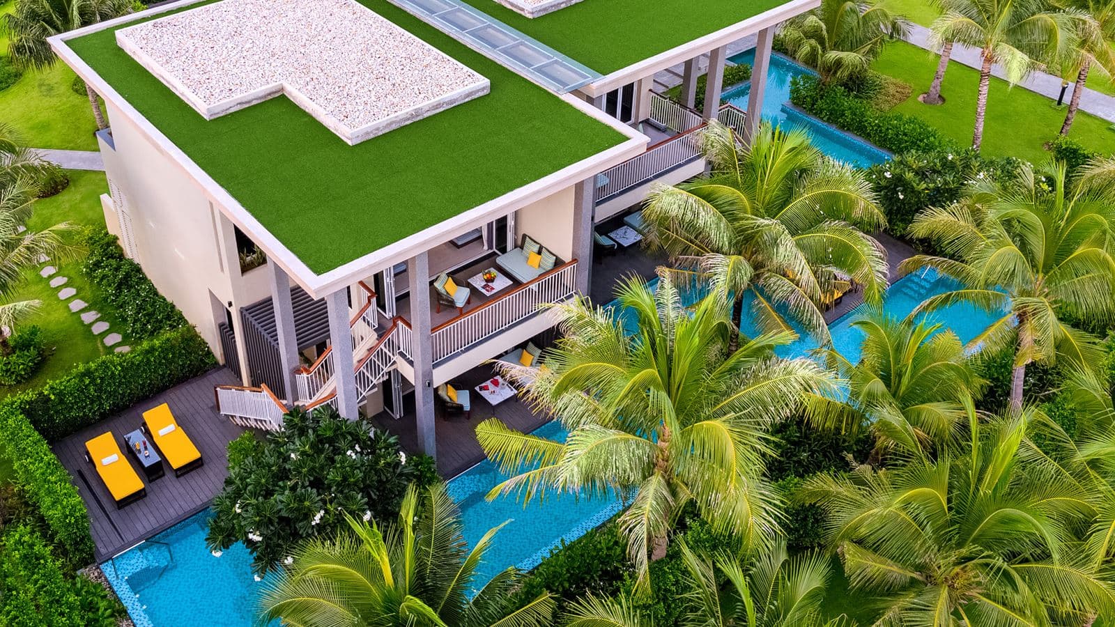 rooms-cabana-pool-access