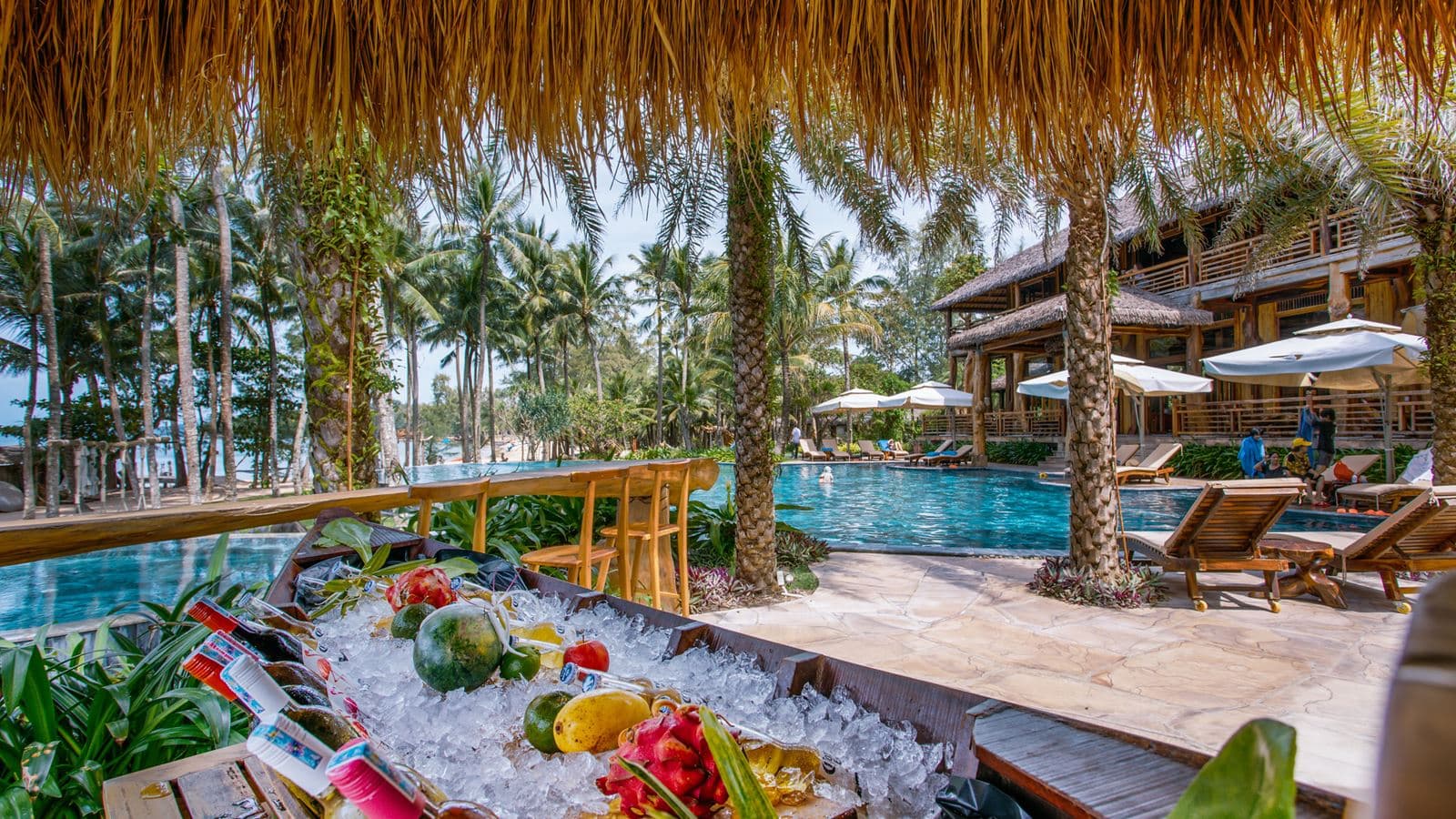 bars-casia-sunset-bar