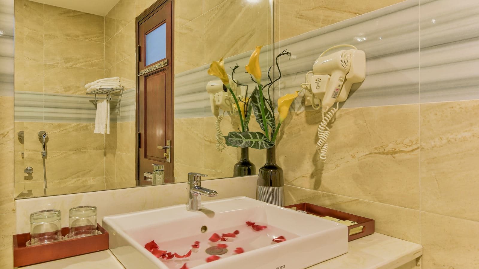 rooms-family-room