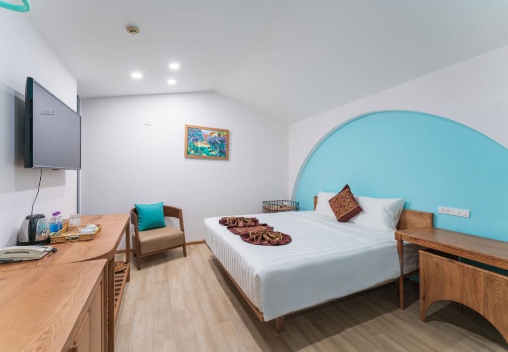 rooms-superior-room
