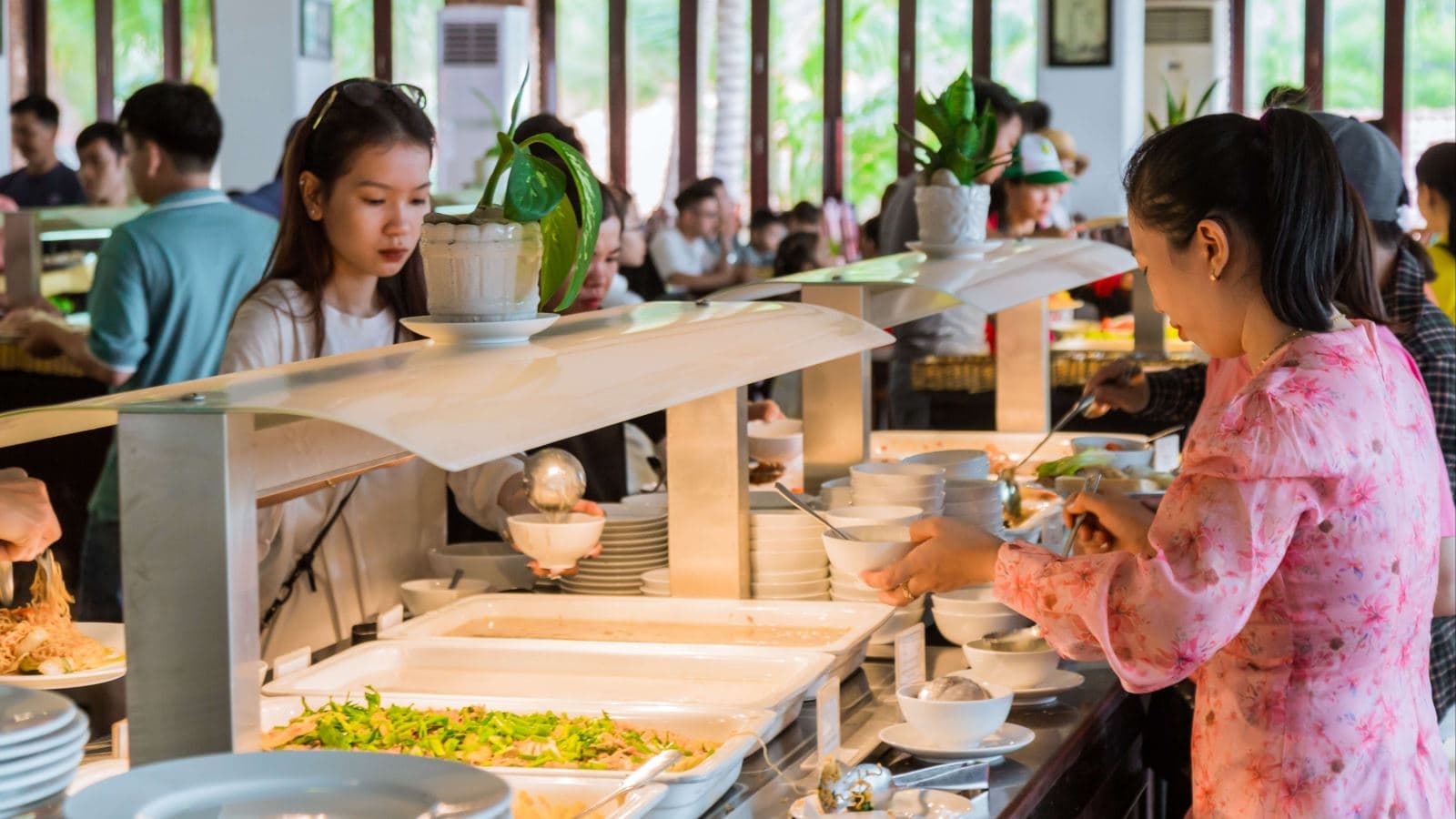 restaurants-restaurant