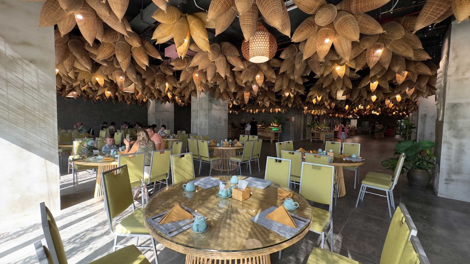restaurants-ầu-ơ-restaurant
