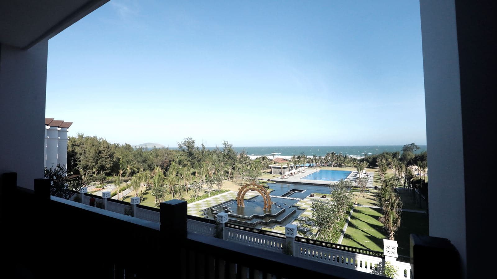 rooms-ocean-panorama-balcony