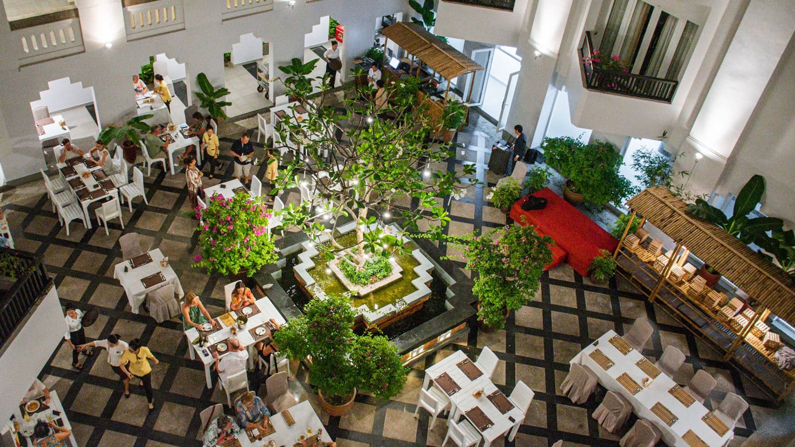 restaurants-hoa-su-restaurant