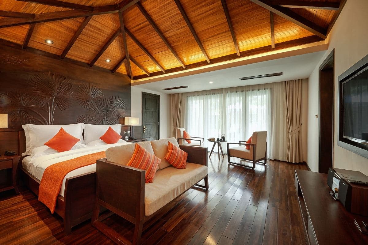 rooms-pool-villa-3-bedroom-oceanview