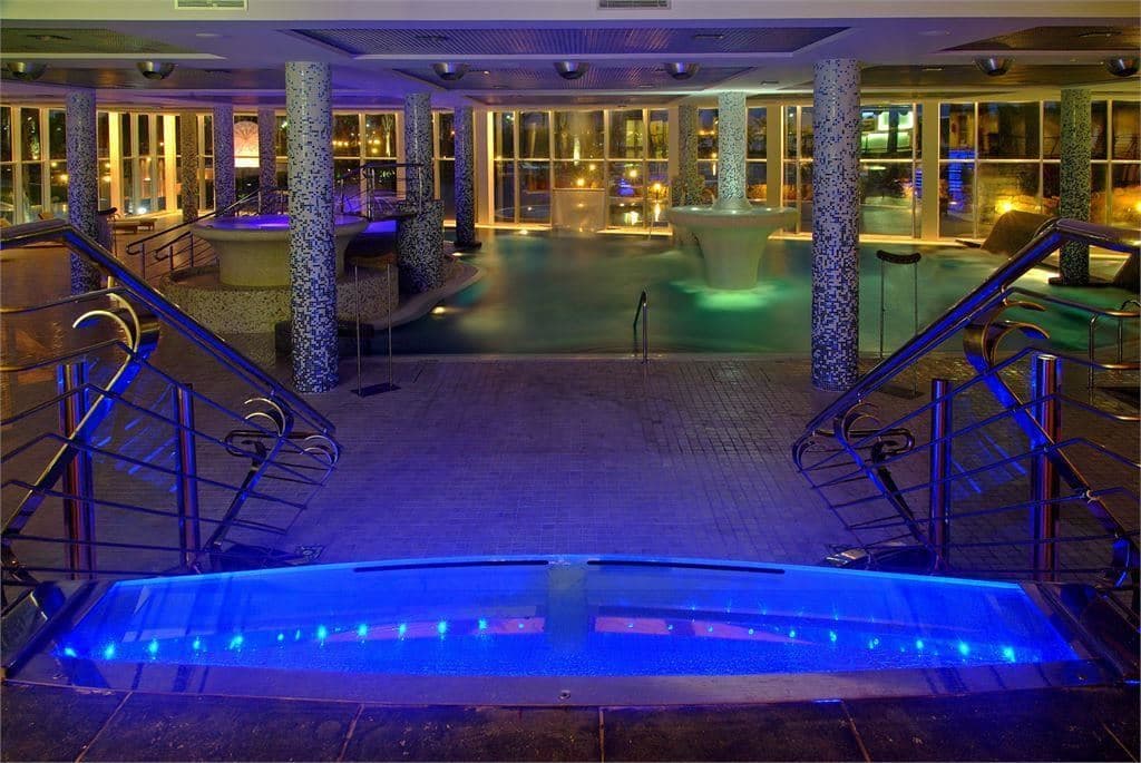 pools-indoor-pool