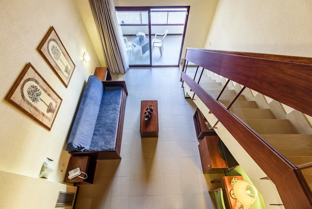 rooms-duplex-room-balcony-or-terrace