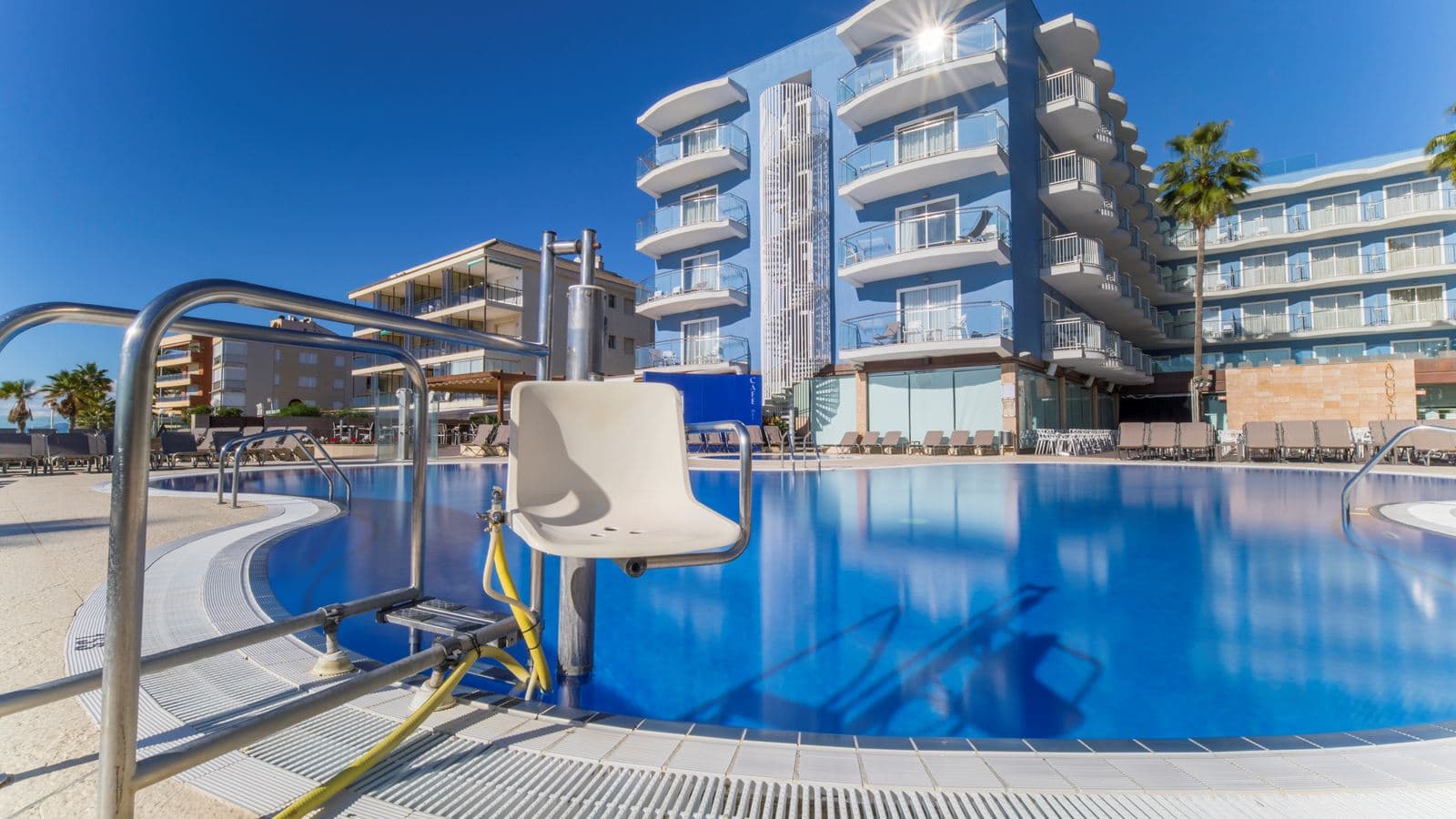 pools-outdoor-pool