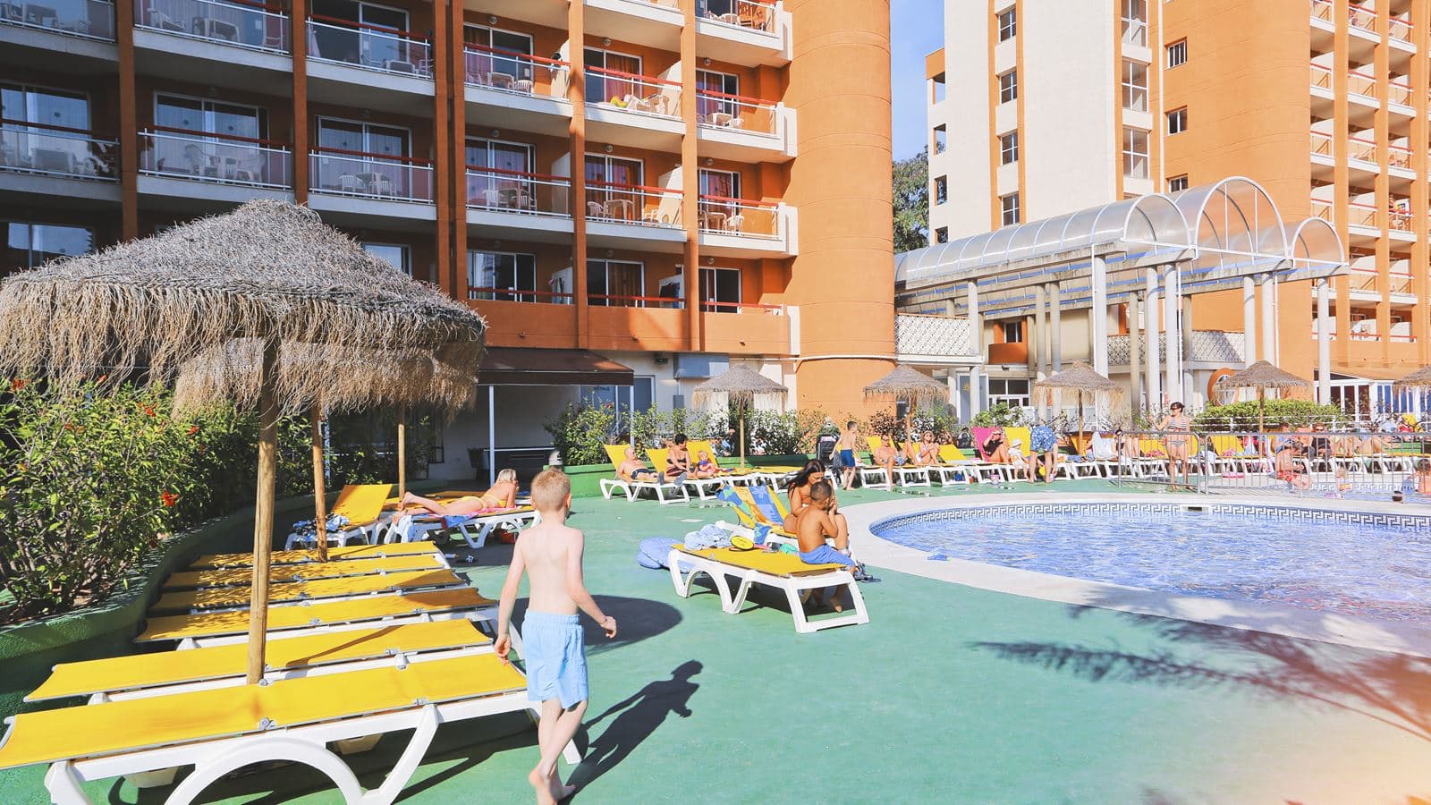 pools-outdoor-pool