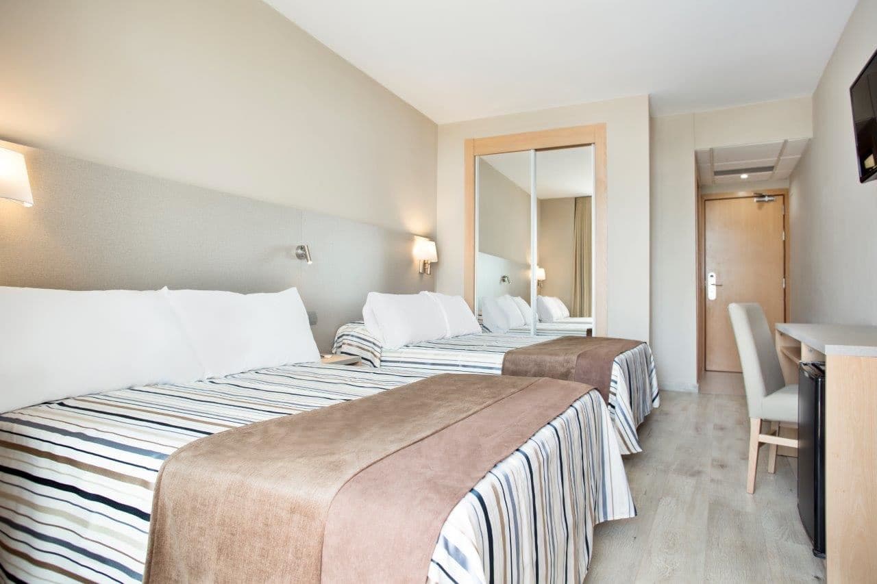 rooms-standard-pool-view-balcony-or-terrace