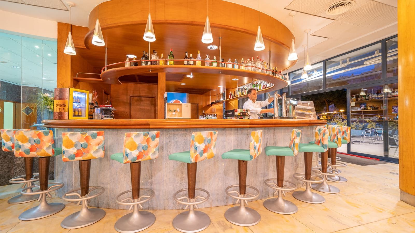 bars-snack-bar