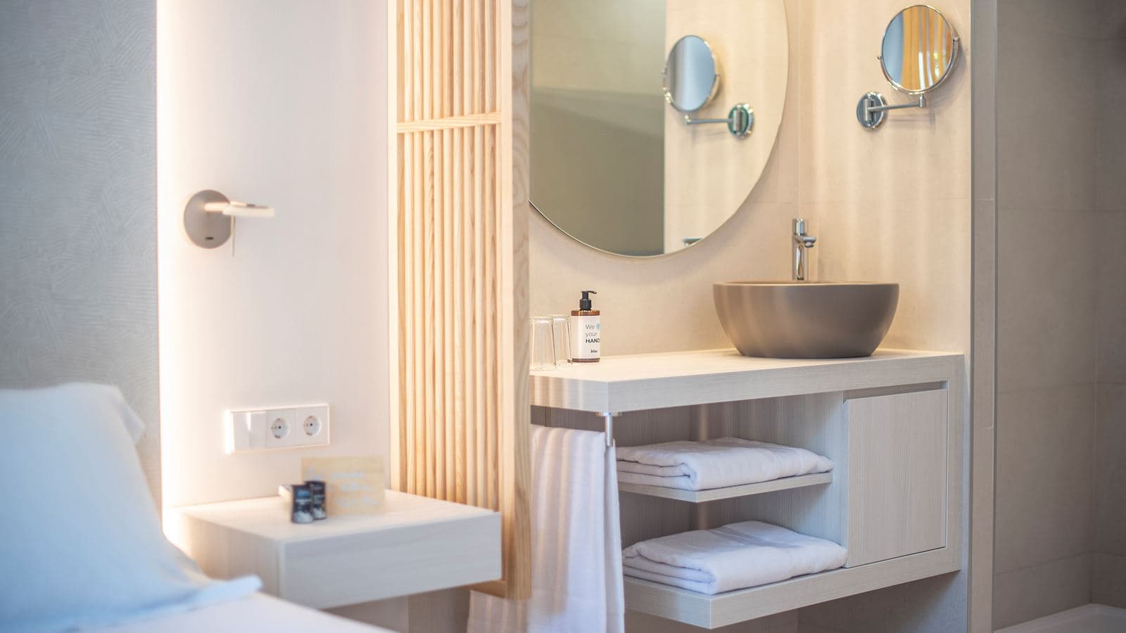 rooms-suite-select