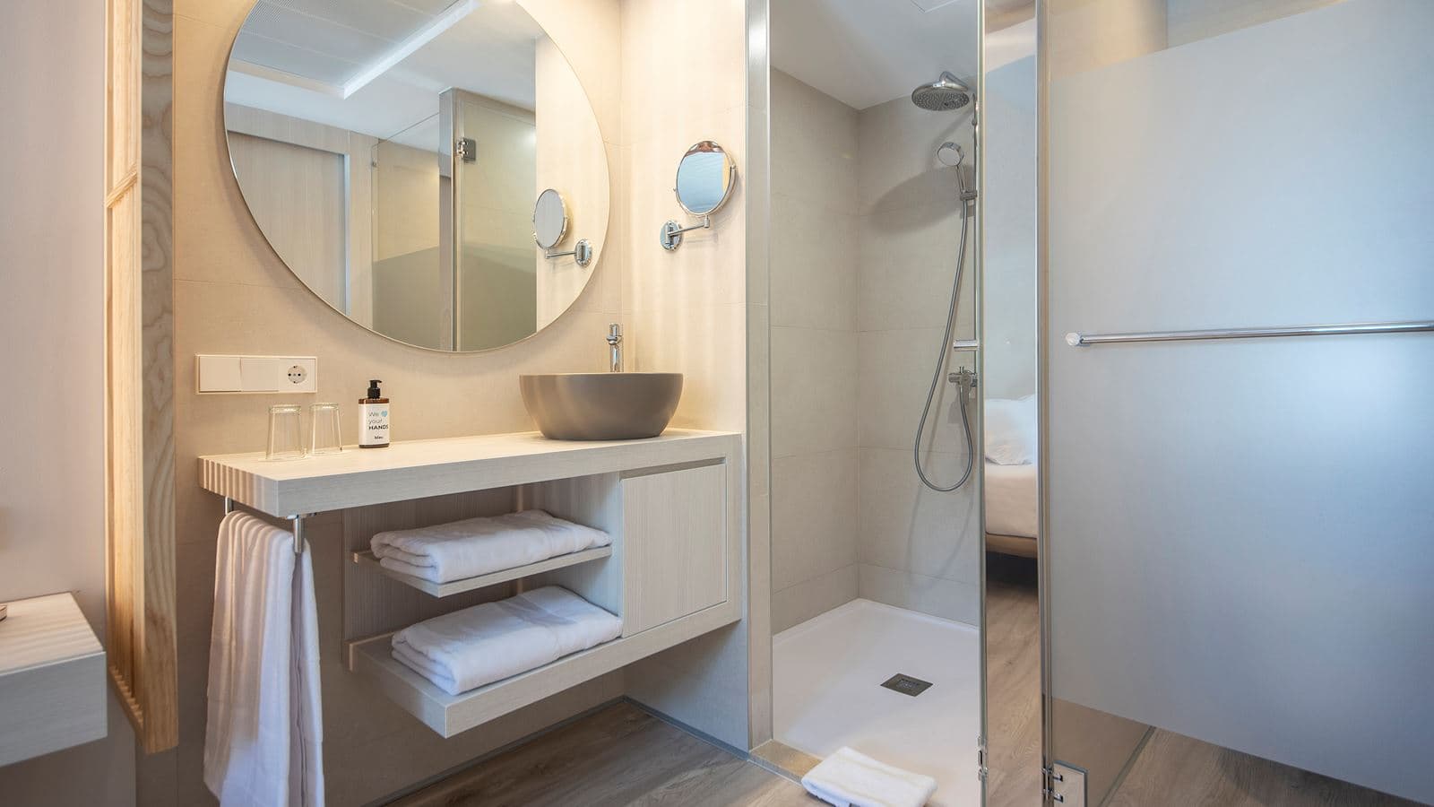 rooms-suite-select