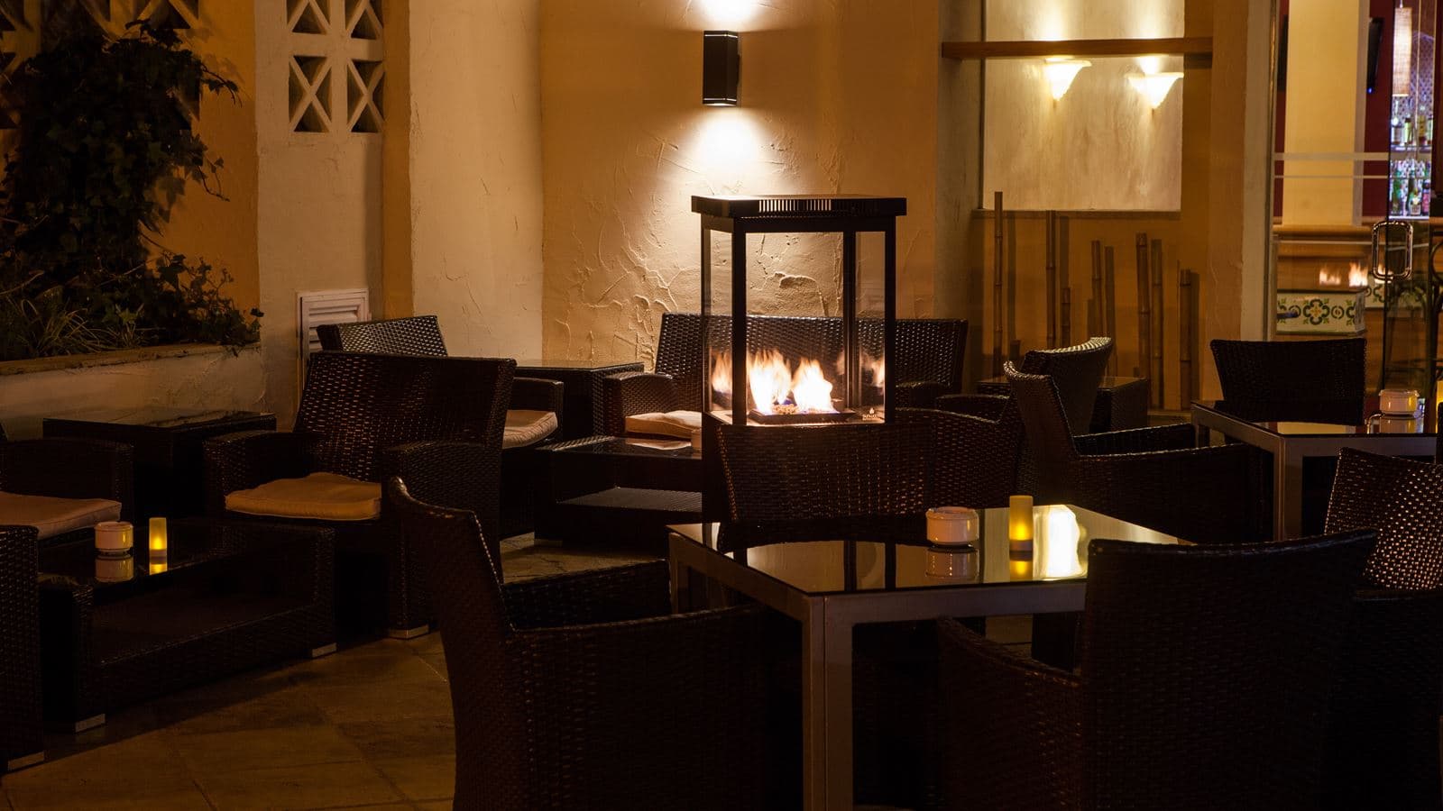bars-bar-pergola