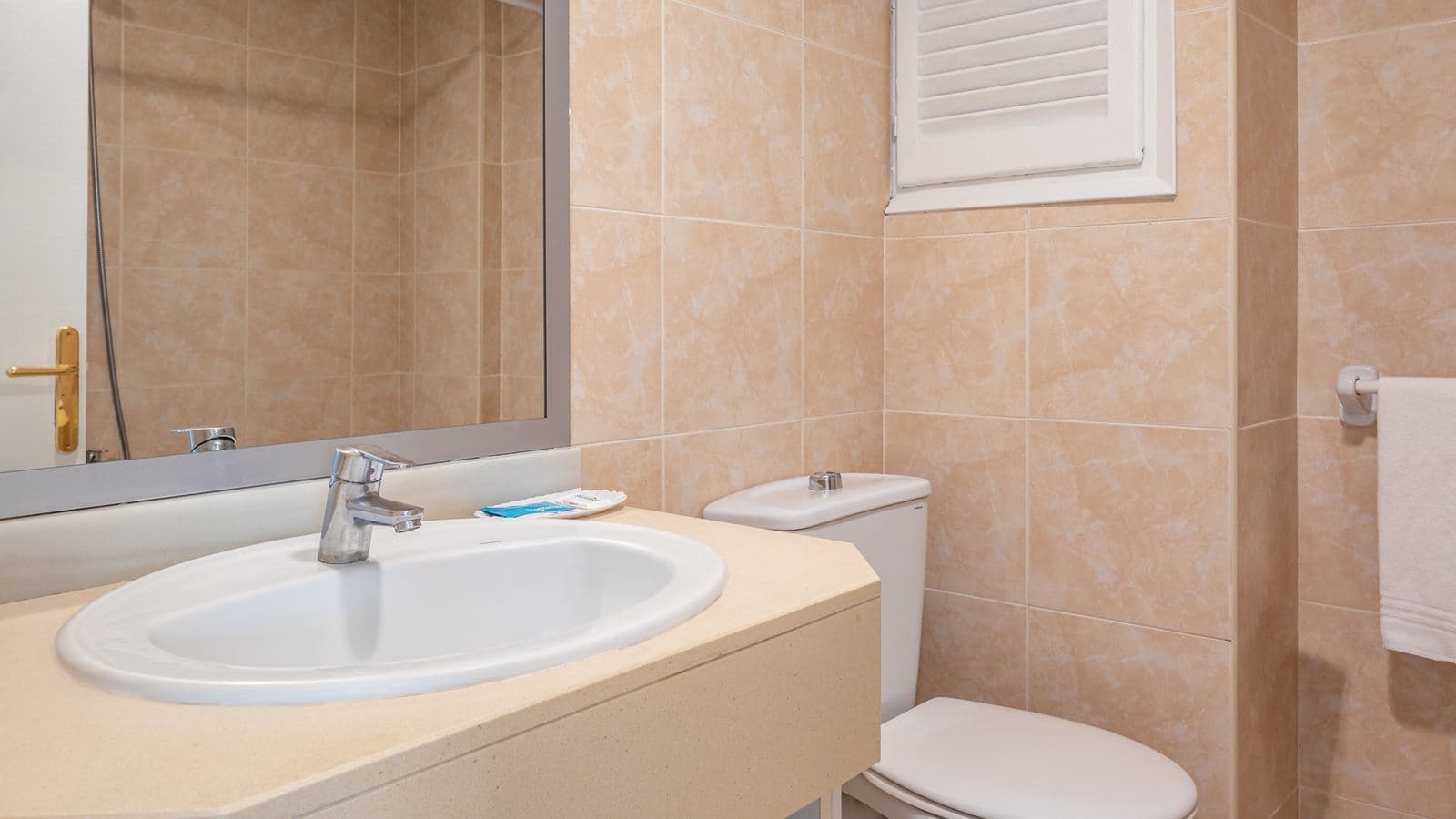 rooms-room-singleuse-balcony-or-terrace