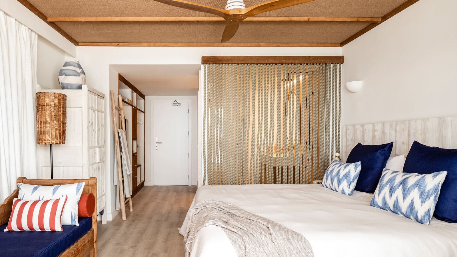 rooms-15-extra-double-zel-premier-mediterranean-view