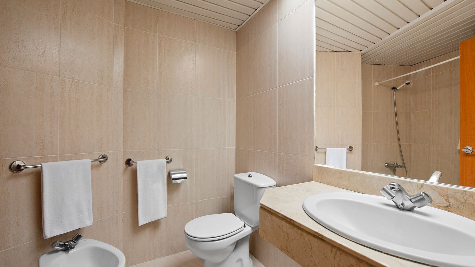rooms-double-standard-room