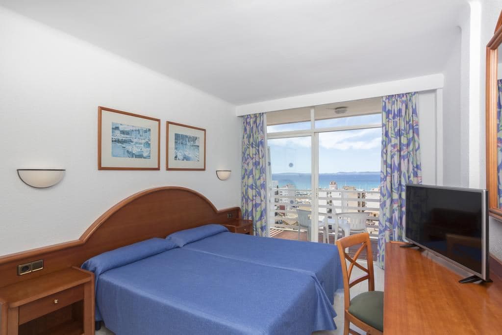 rooms-standard-room