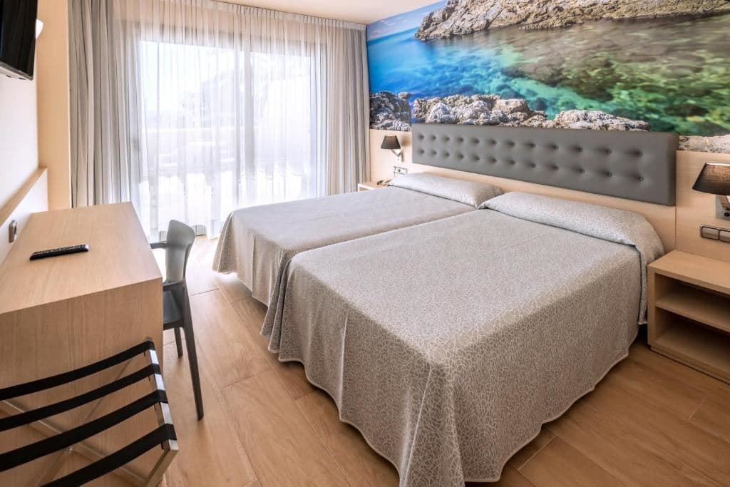 rooms-double-balcony-or-terrace