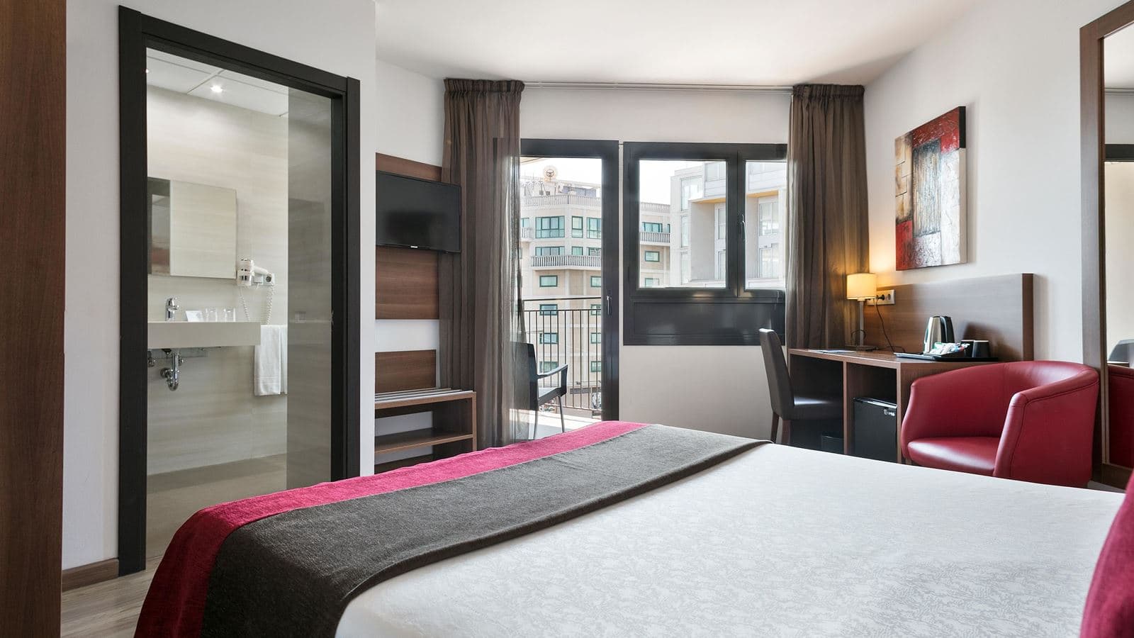 rooms-superior-room