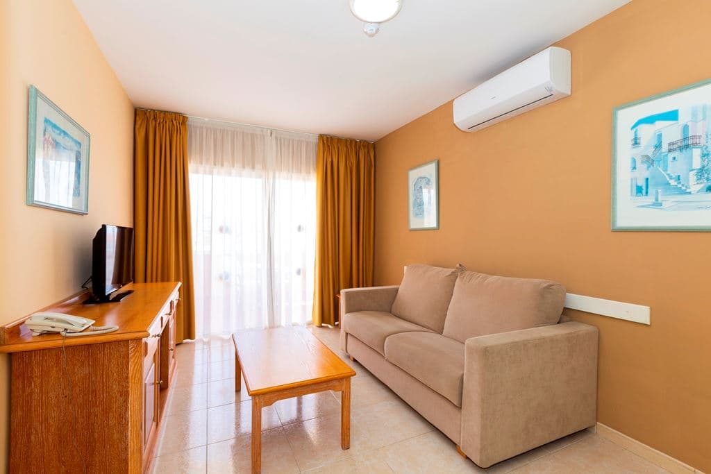 rooms-apartment-standard-balcony-or-terrace