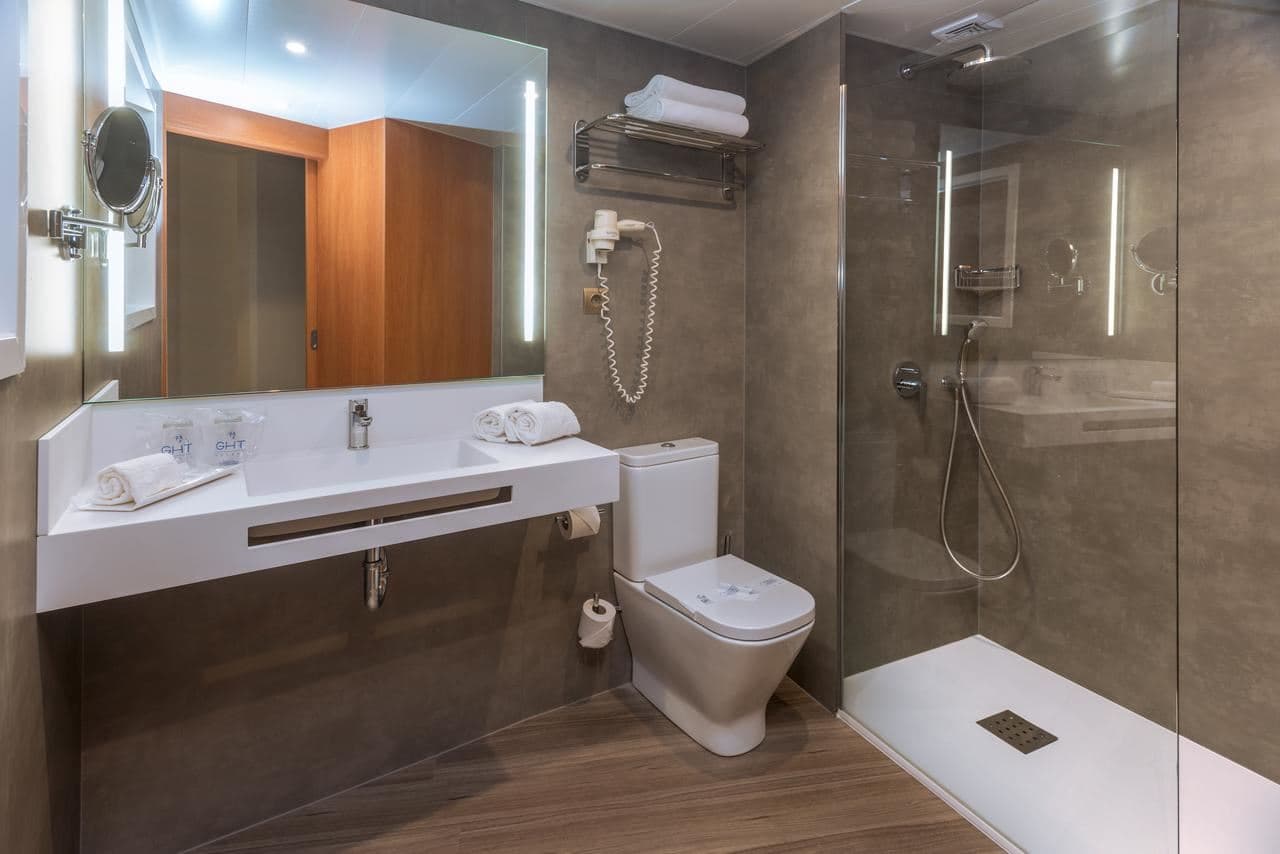 rooms-standard-room