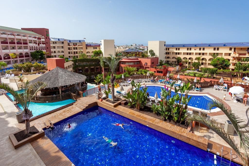 pools-outdoor-pool