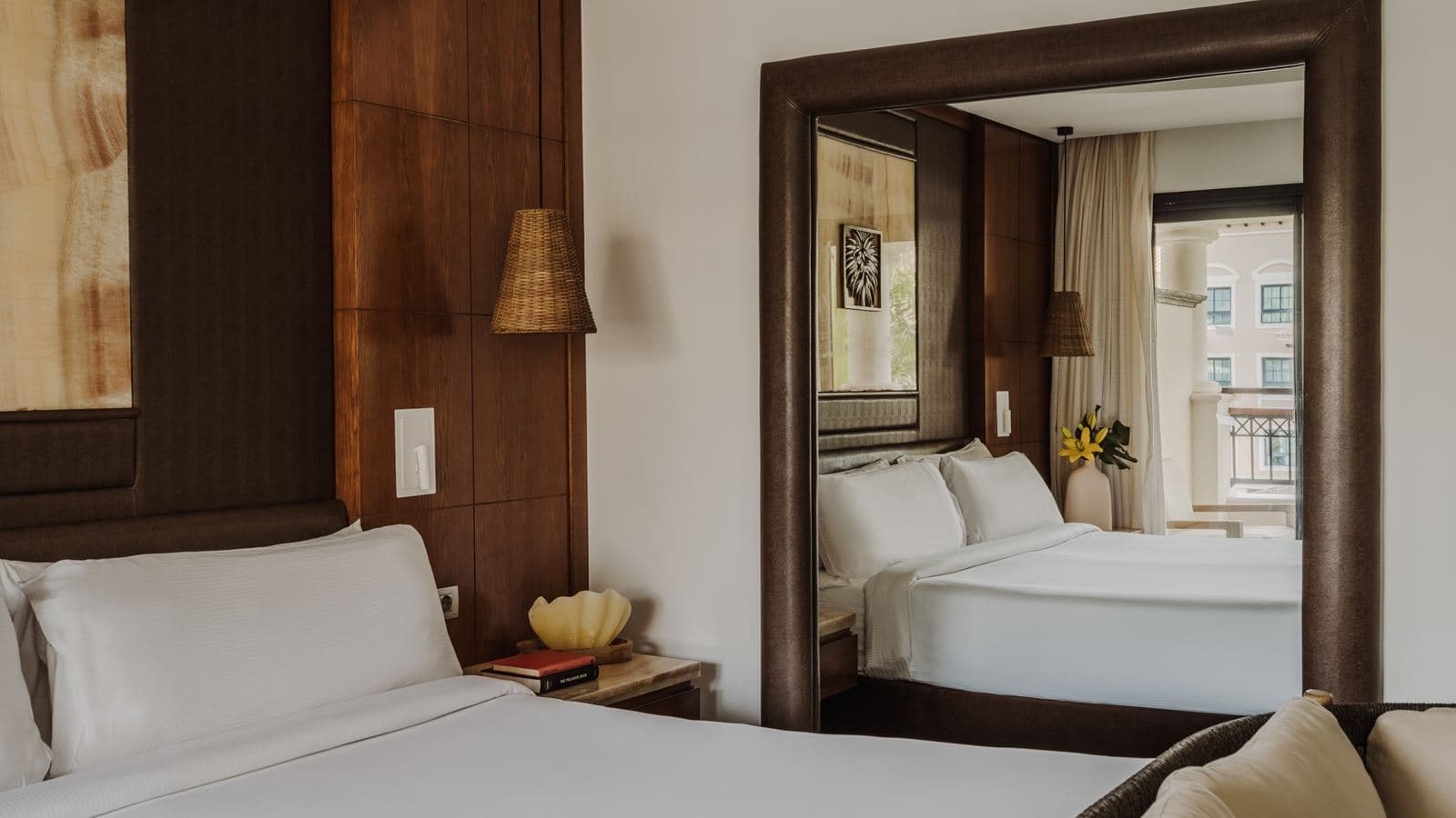 rooms-double-deluxe-sea-view