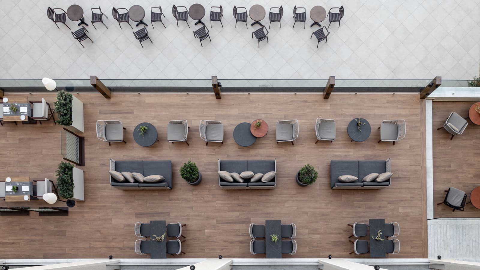 bars-main-bar