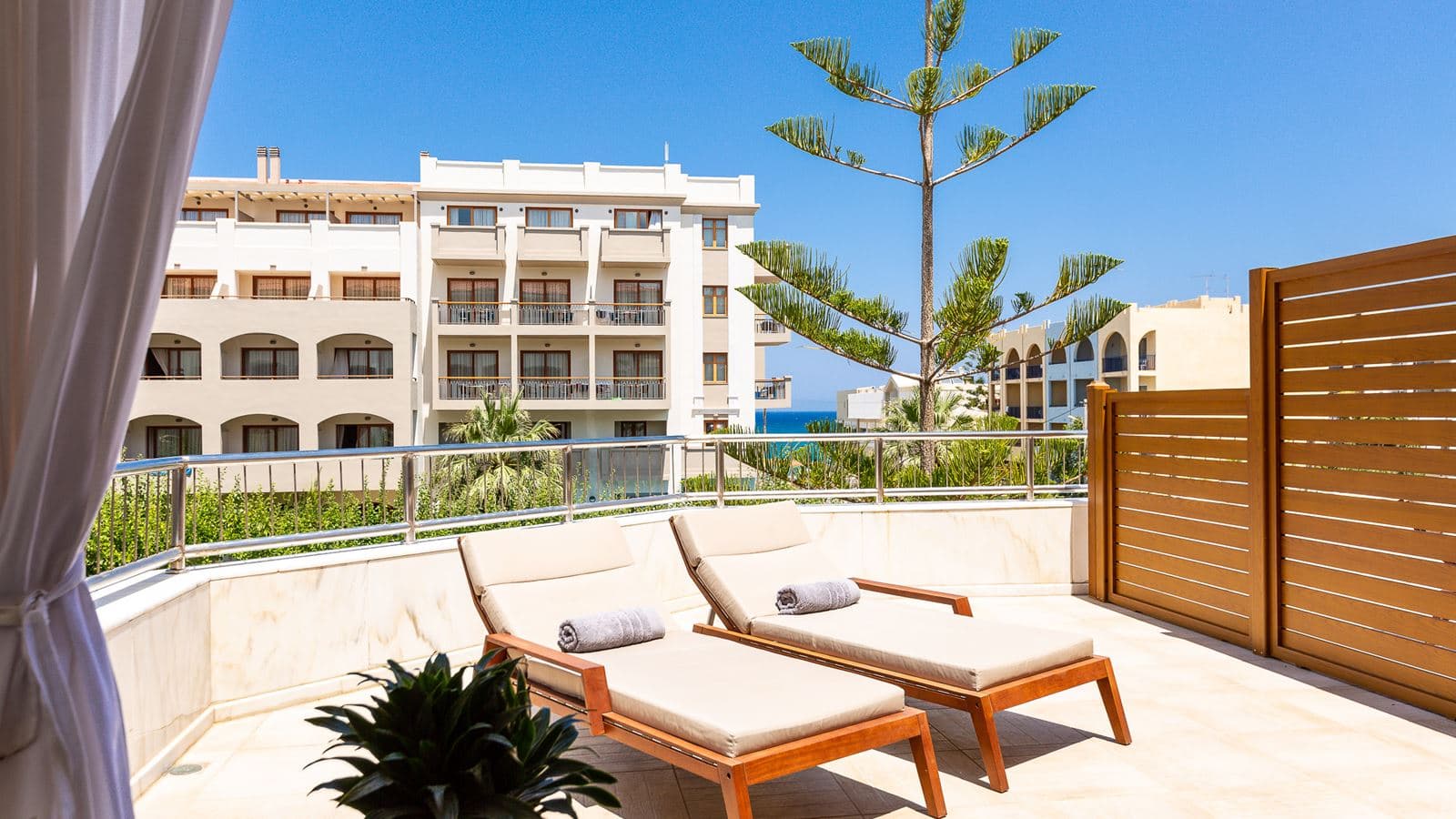 rooms-premium-suite-jacuzzi