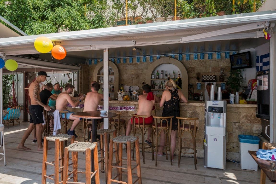 bars-pool-bar
