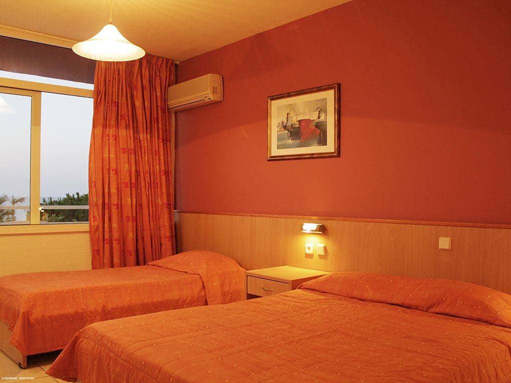 rooms-double-garden-view