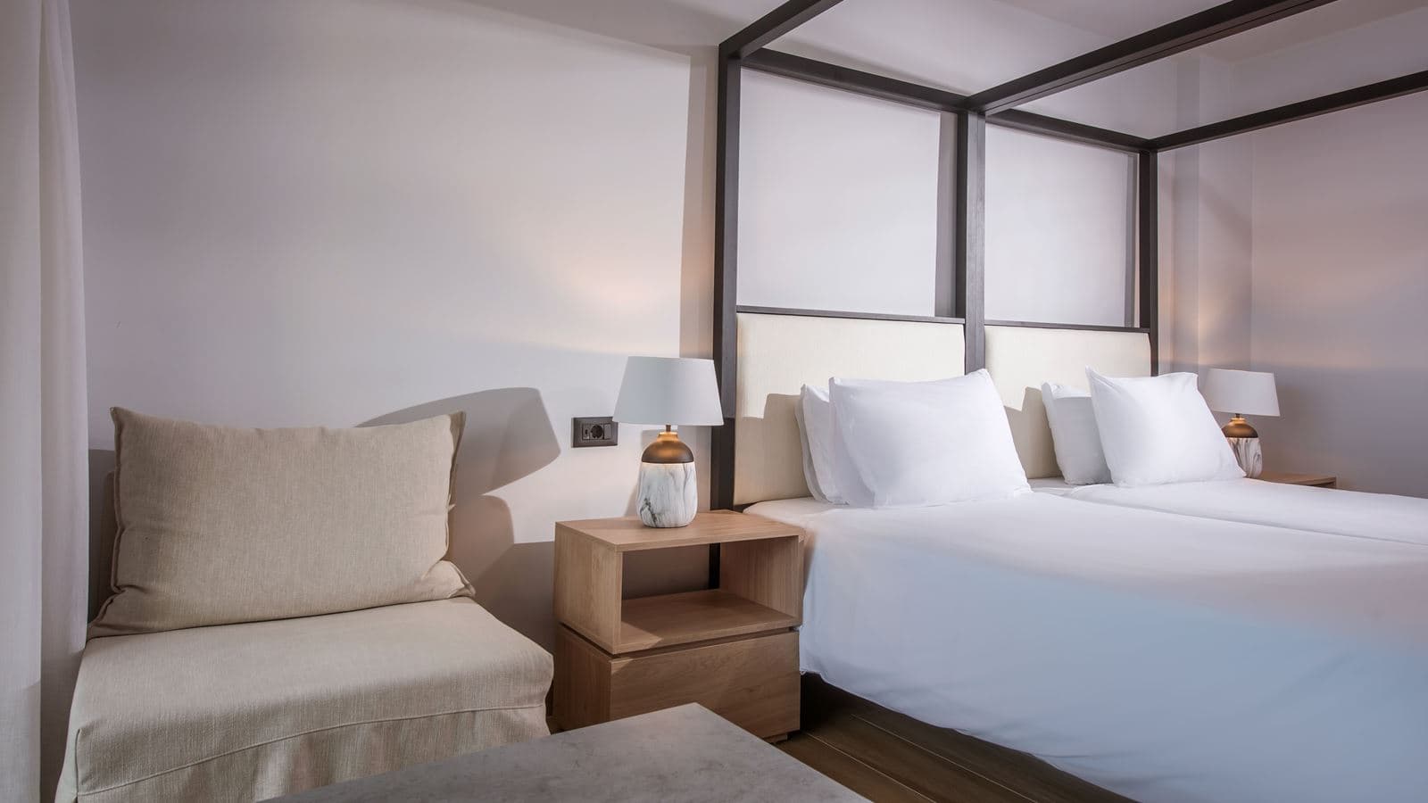 rooms-promo-room