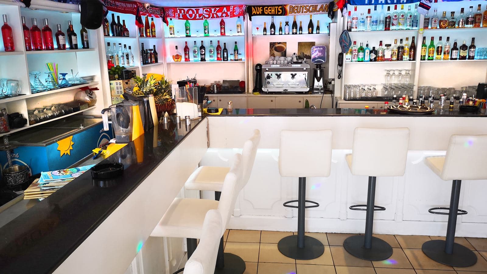 restaurants-