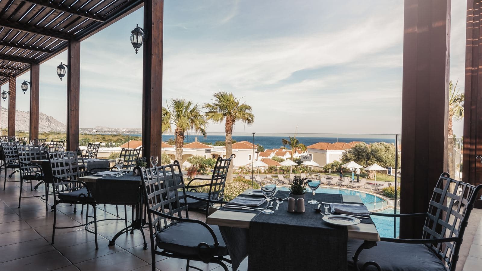 restaurants-belverde-main-restaurant