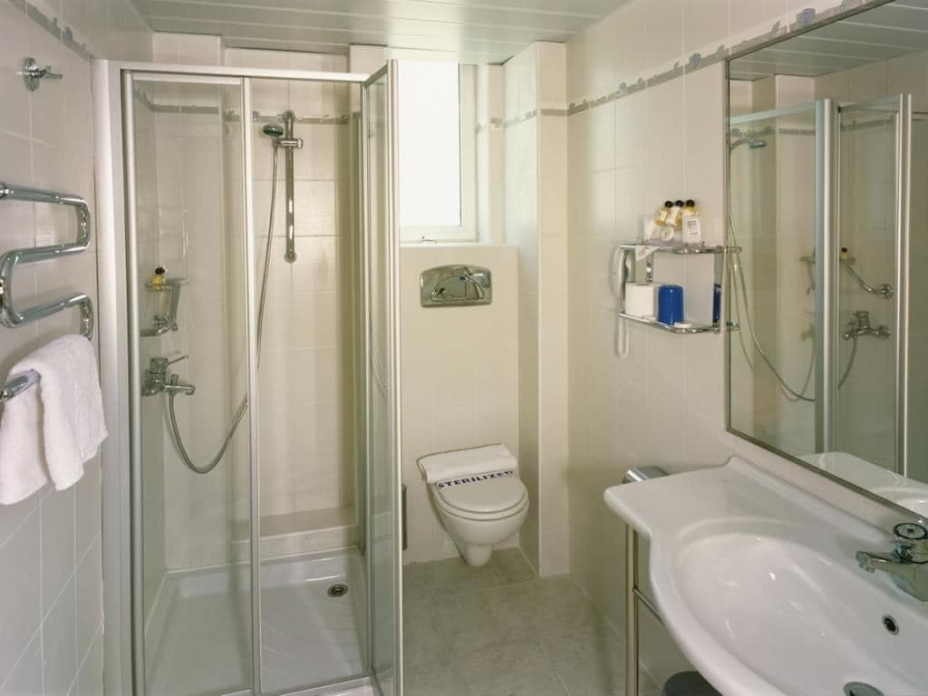 rooms-room-seaview-balcony-or-terrace