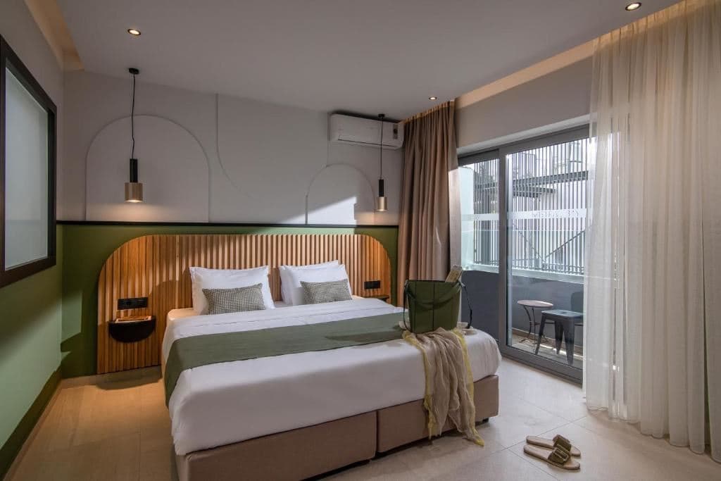 rooms-town-view