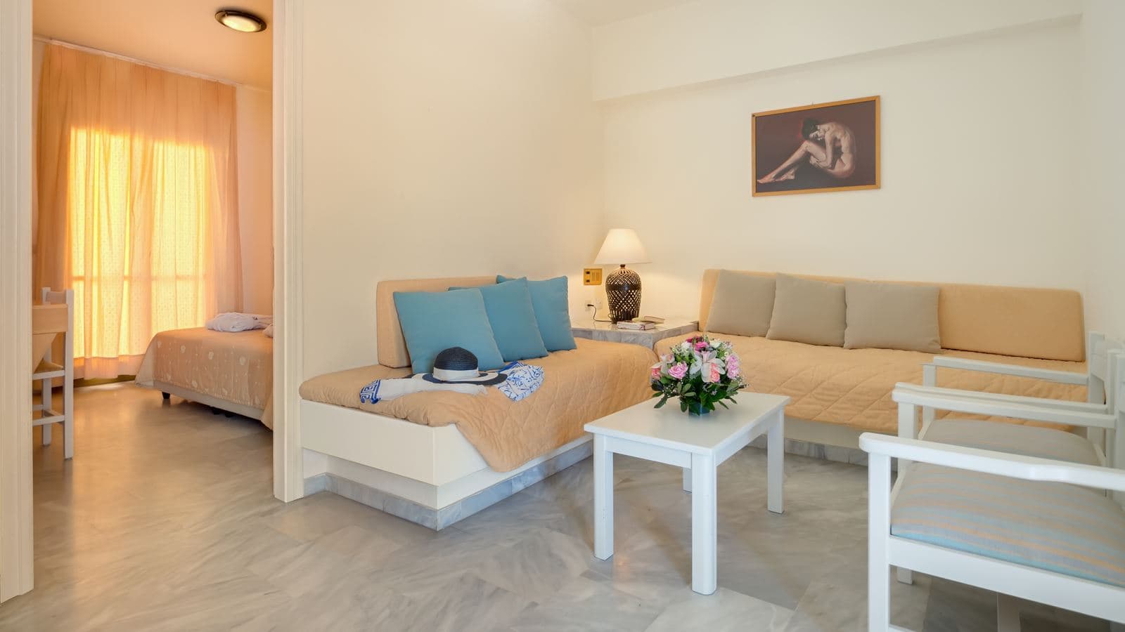 rooms-2-bedroom-apartment-side-sea-view