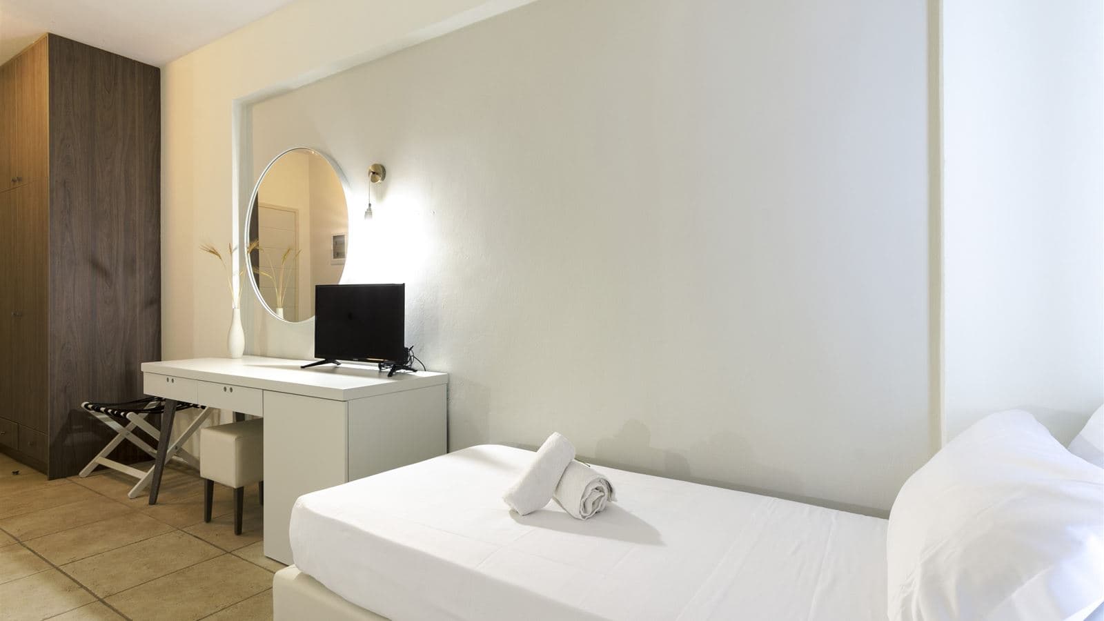 rooms-triple-room