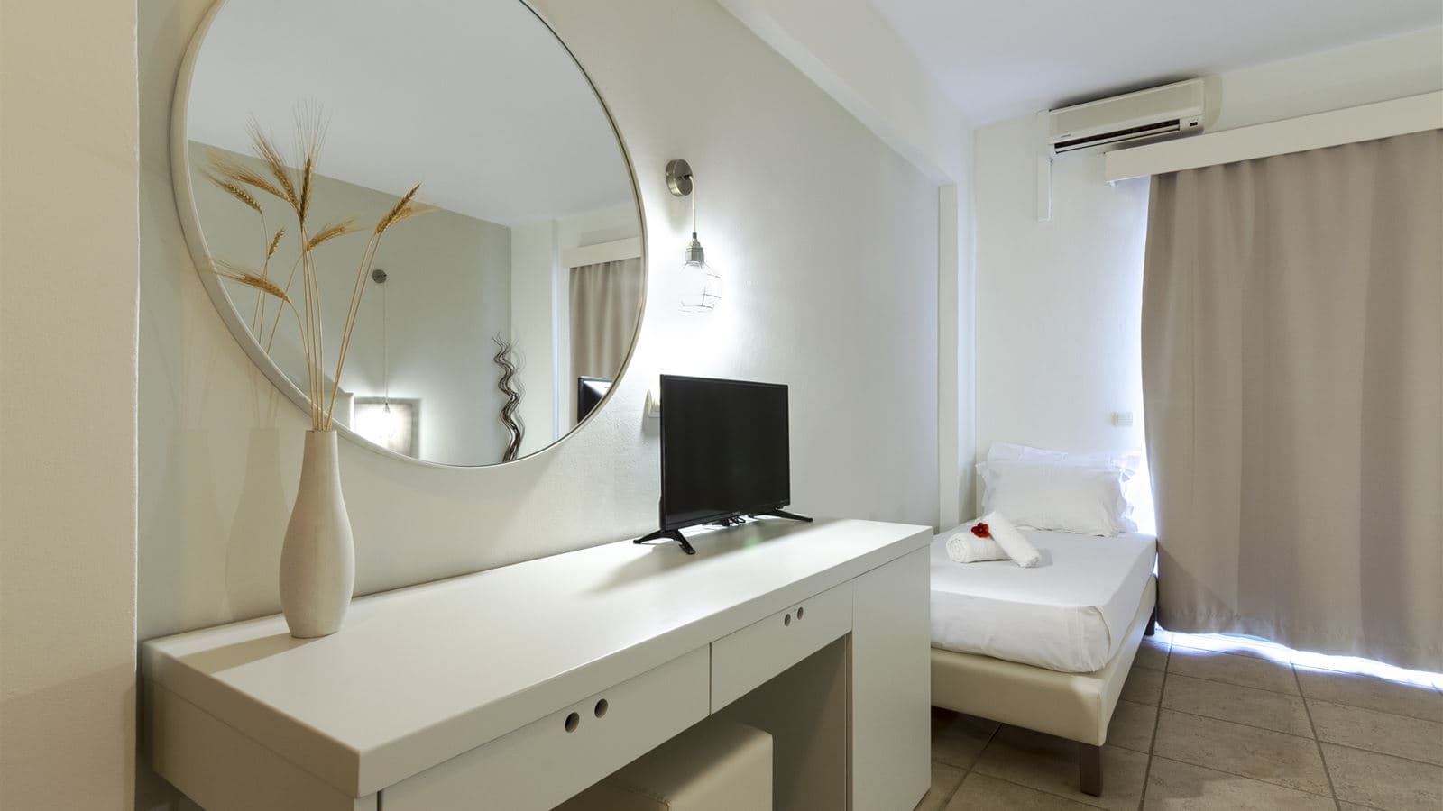 rooms-triple-room