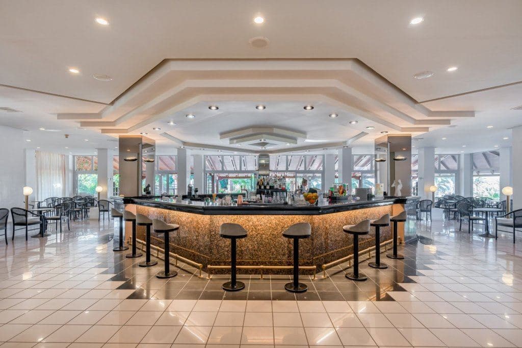 bars-lobby-bar