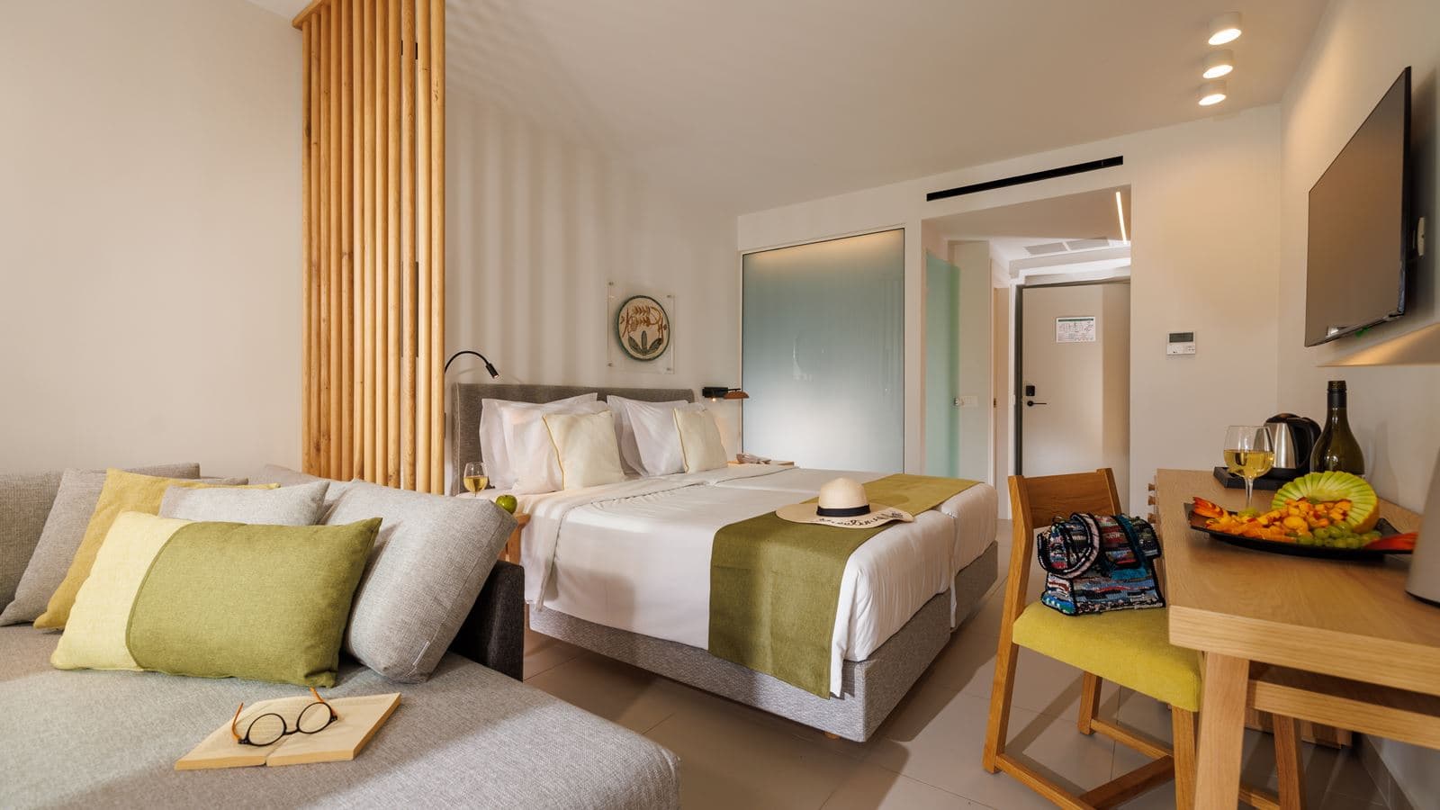 rooms-room-comfort-double-gardenview-balcony-or-terrace